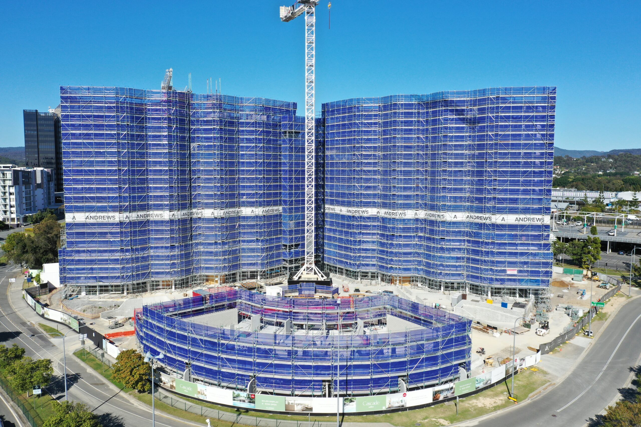 Cascade Robina - Both Towers Now Topped Out